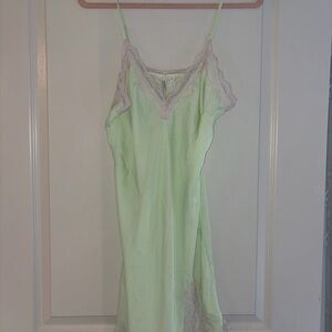 NEVER WORN - Green & White Lace Urban Outfitters Slip Dress